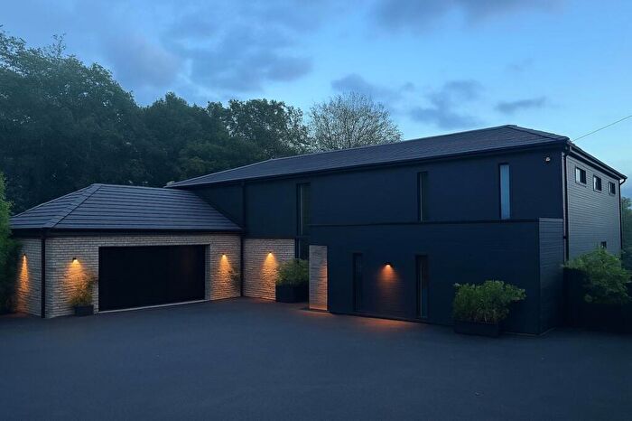 5 Bedroom Detached House For Sale In Common End Lane, Fenay Bridge, Huddersfield, HD8