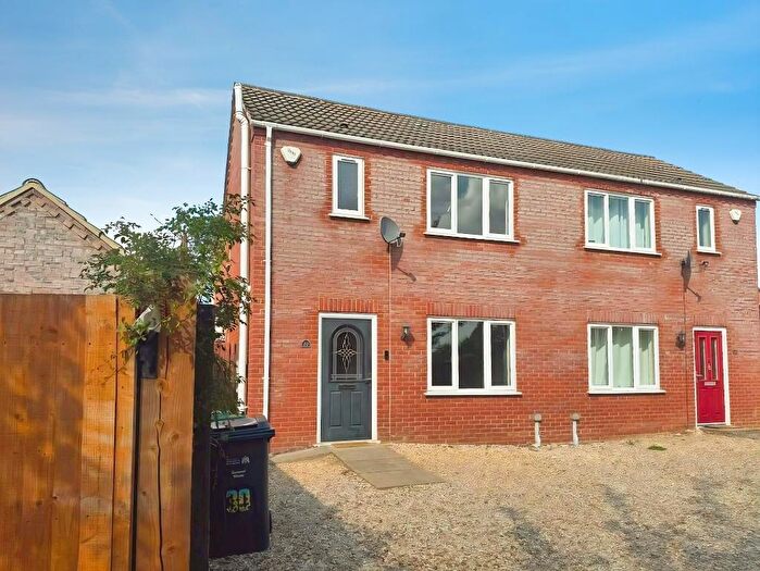 3 Bedroom Semi-Detached House For Sale In Townsend Estate, Church Road, Walpole St Peter, Norfolk, PE14
