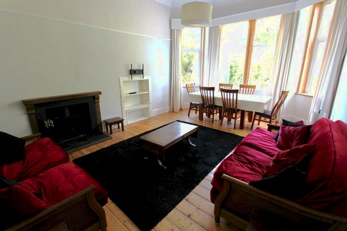 2 Bedroom Ground Flat To Rent In Flat A Culduthel House, Culduthel Road, Drummond, Inverness., IV2