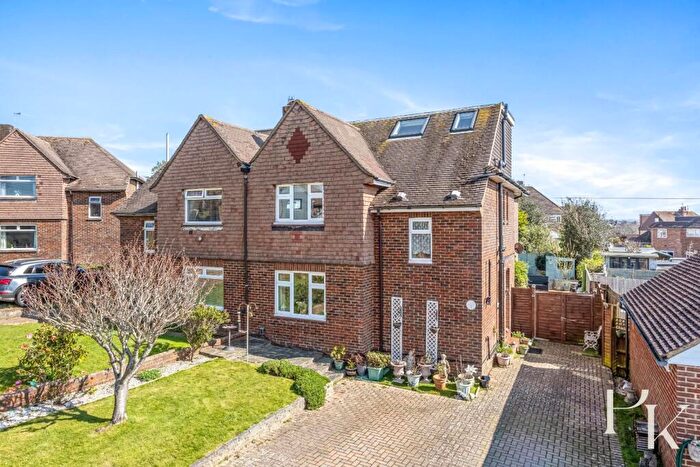4 Bedroom House For Sale In Windmill Road, Southwick, Brighton, BN42