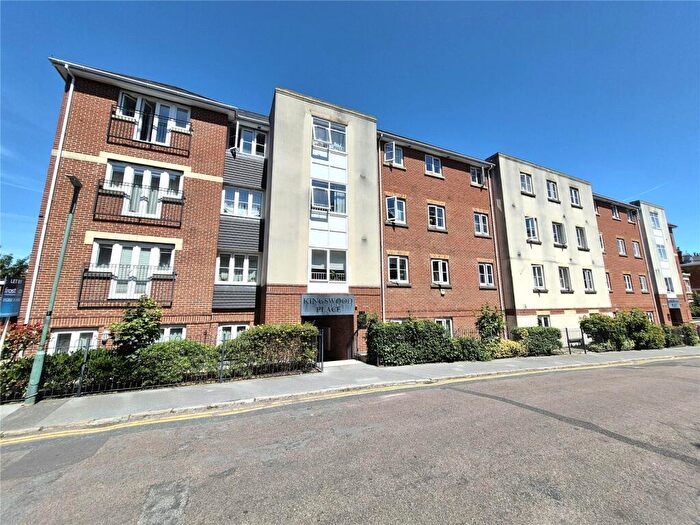1 Bedroom Apartment For Sale In Norwich Avenue West, Bournemouth, Dorset, BH2