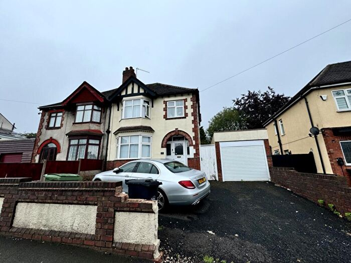 3 Bedroom House To Rent In Adshead Road, Dudley, DY2