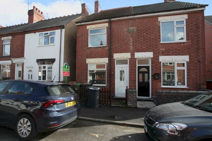 2 Bedroom Semi-Detached House To Rent In Park Avenue, Nuneaton, Warwickshire, CV11