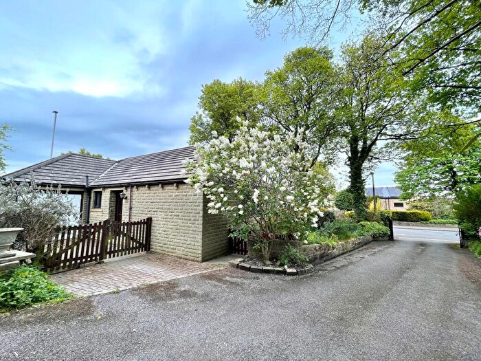 2 Bedroom Detached Bungalow For Sale In Oakes Road South, Oakes, Huddersfield, HD3