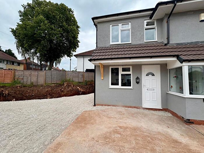 2 Bedroom House To Rent In Marston Road, Birmingham, B29