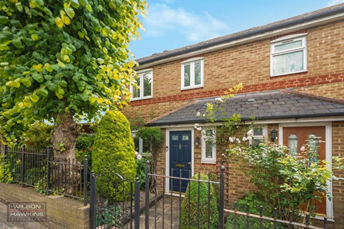 3 Bedroom Semi-Detached House For Sale In Roxeth Hill, Harrow On The Hill, HA2
