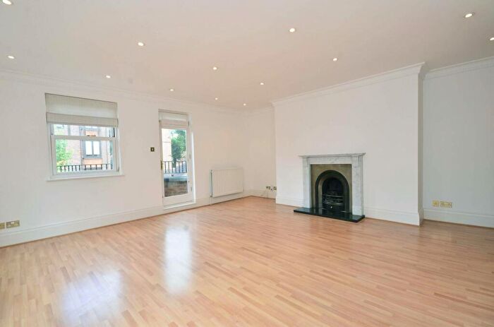 2 Bedroom Flat To Rent In Burlington House, Wedderburn Road, Hampstead, London, NW3