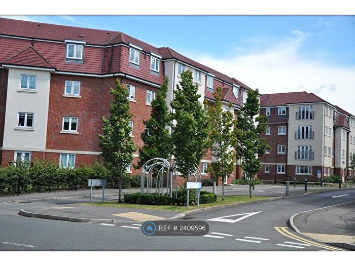 1 Bedroom Flat To Rent In Schoolgate Drive, Morden, SM4