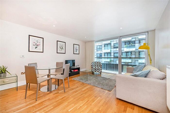 1 Bedroom Apartment To Rent In Cobalt Point, Millharbour, Canary Wharf, London, E14