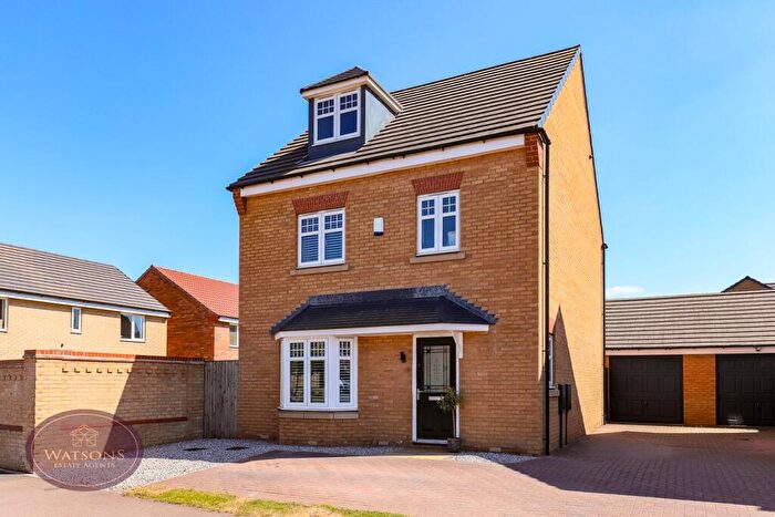 4 Bedroom Detached House For Sale In Lovesey Avenue, Hucknall, Nottingham, NG15