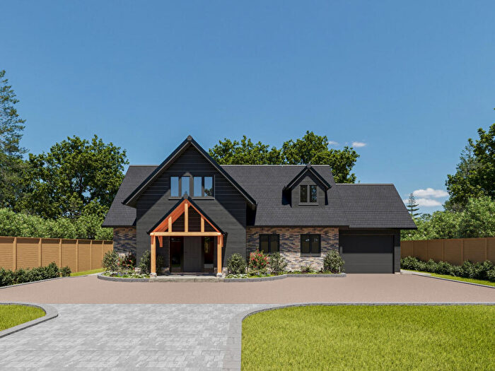 4 Bedroom Detached House For Sale In Cranfield Park Road, Wickford, SS12