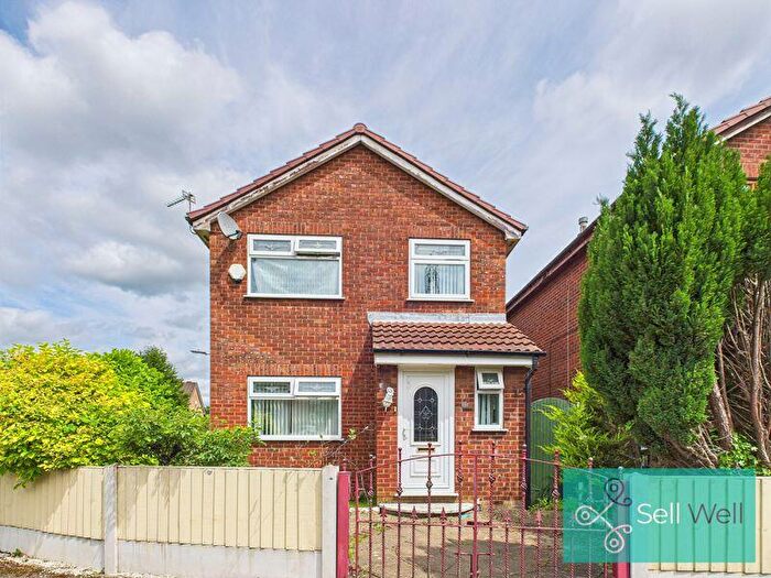 3 Bedroom Detached House For Sale In Ellerby Avenue, Swinton, Manchester, M27