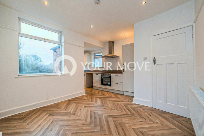 Semi-Detached House To Rent In Limehurst Road, Darlington, Durham, DL3