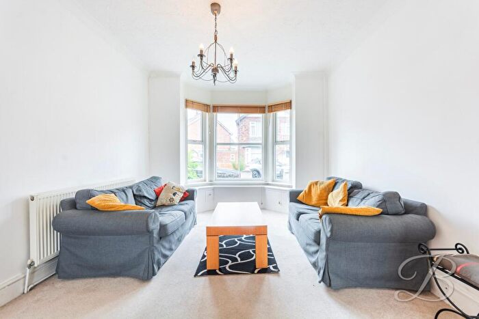 3 Bedroom Terraced House For Sale In Carlyle Road, West Bridgford, Nottingham, Nottinghamshire, NG2