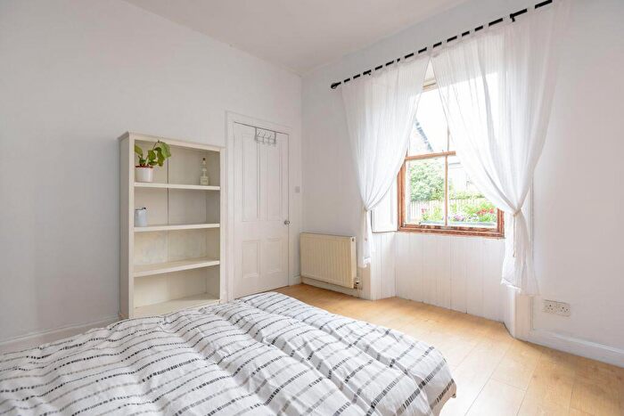 2 Bedroom Flat For Sale In School Road, East Linton, East Lothian, EH40