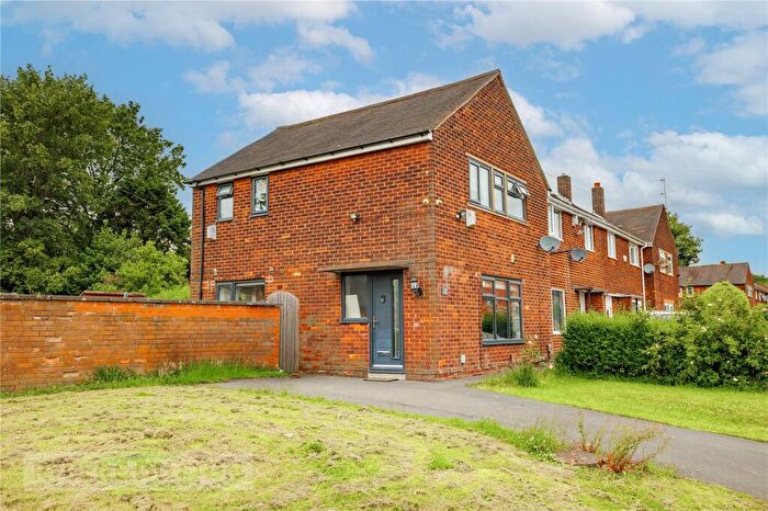 3 Bedroom Semi-Detached House For Sale In Alt Lane, Oldham, Greater Manchester, OL8