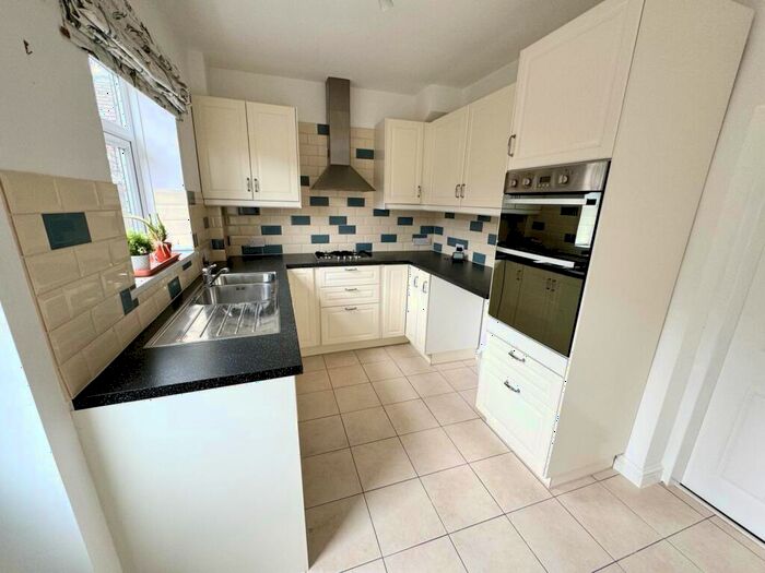 2 Bedroom Terraced House To Rent In Manor View, Washington, NE37