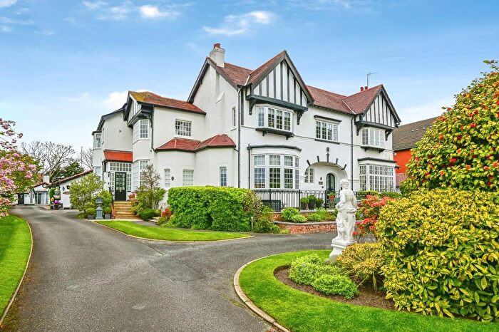 3 Bedroom Semi-Detached House For Sale In Lancaster Road, Southport, Merseyside, PR8