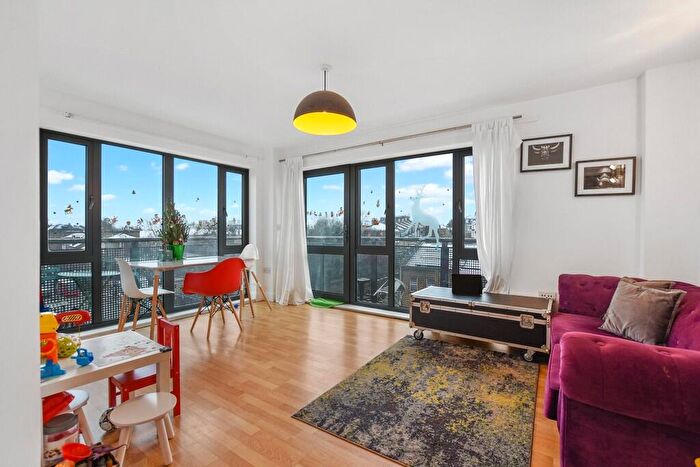 2 Bedroom Apartment To Rent In Maple House, Junction Road, London, N19