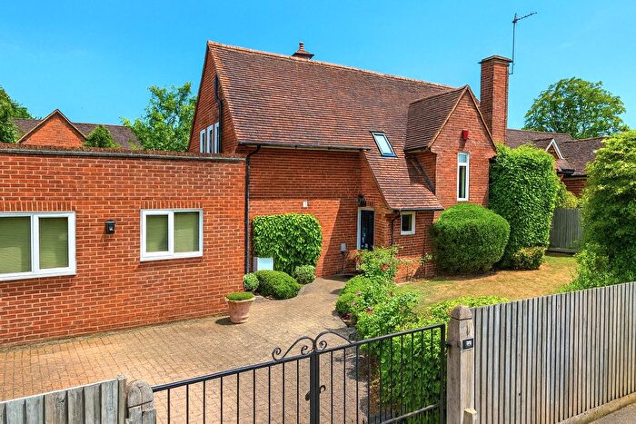 4 Bedroom Detached House For Sale In Wellington Avenue, Reading, Reading, Berkshire, RG2