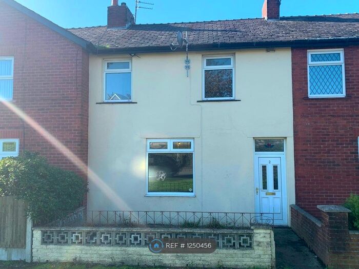 3 Bedroom Terraced House To Rent In Hague Place, Stalybridge SK15