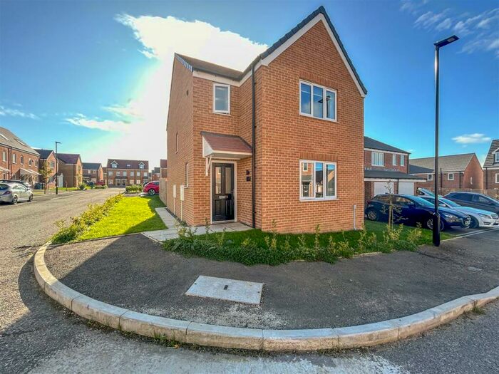 3 Bedroom Detached House To Rent In Cypress Point Grove, Gosforth, Newcastle Upon Tyne, NE13