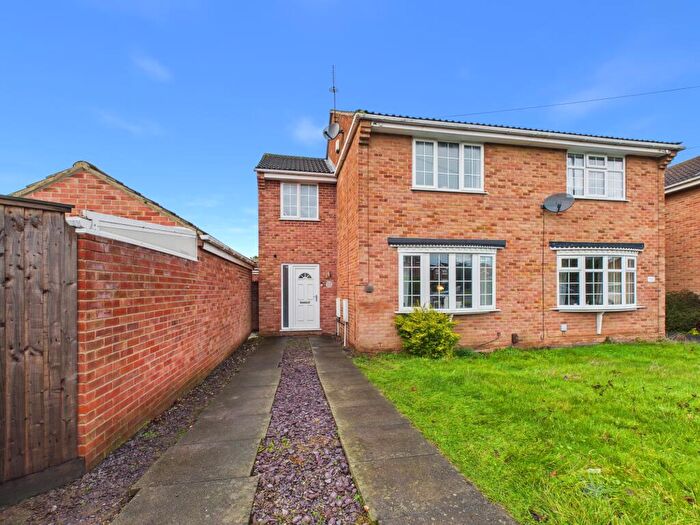 3 Bedroom Semi Detached House For Sale In Maple Drive, Chellaston, DE73