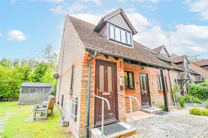 1 Bedroom Apartment For Sale In Watermill Court, Bath Road, Woolhampton, Reading, RG7