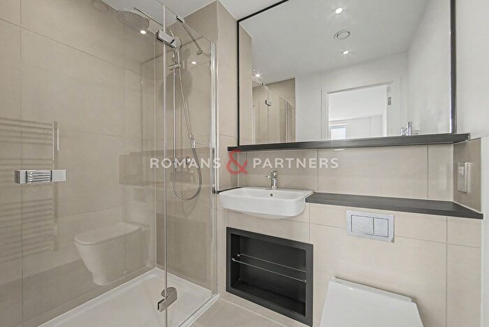 2 Bedroom Flat To Rent In The Liberty, Dagenham Green, RM9