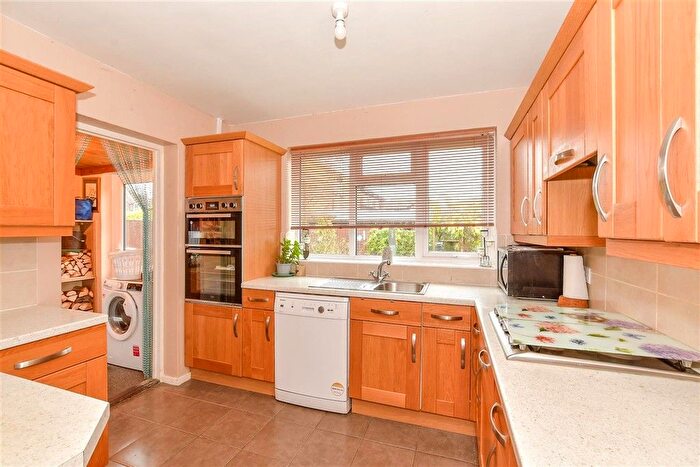 2 Bedroom Semi Detached Bungalow For Sale In Craythorne Close, New Romney, Kent, TN28
