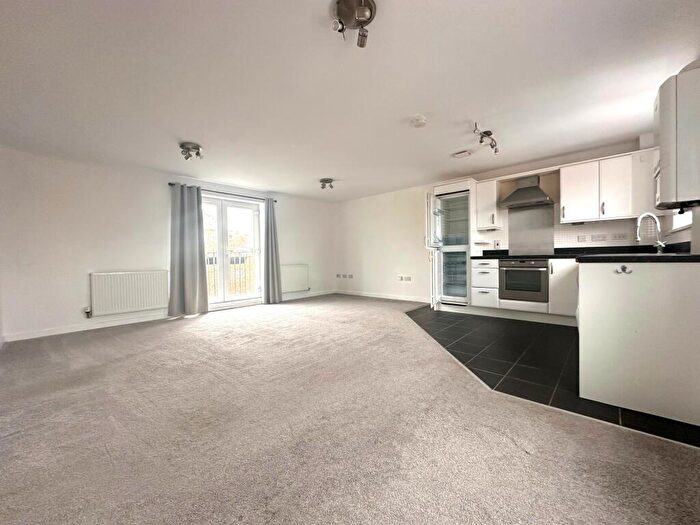 2 Bedroom Apartment To Rent In Sweetpea Way, Cambridge, CB4