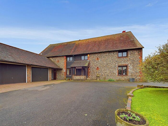 4 Bedroom Semi-Detached House To Rent In The Street, Shoreham-By-Sea, BN43