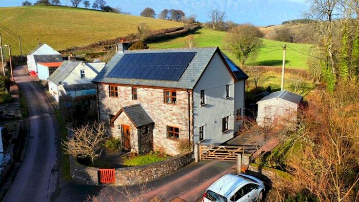 4 Bedroom Detached House For Sale In Llandeilo'r Fan, Brecon, Powys, LD3