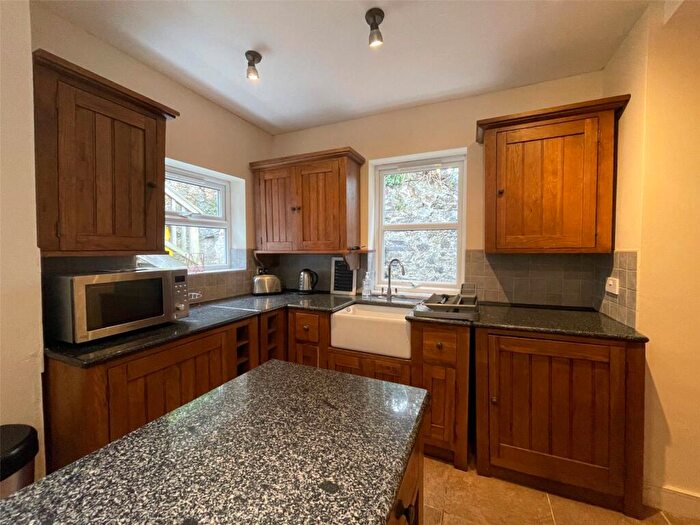 5 Bedroom House To Rent In Garth Road, Bangor, Gwynedd, LL57