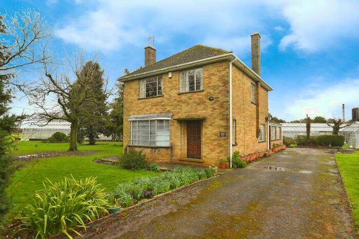 3 Bedroom Detached House For Sale In Walnut Road, Walpole St Peter, Wisbech, PE14