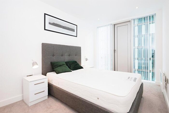 2 Bedroom Apartment To Rent In Elizabeth Tower, Chester Road, Manchester, M15