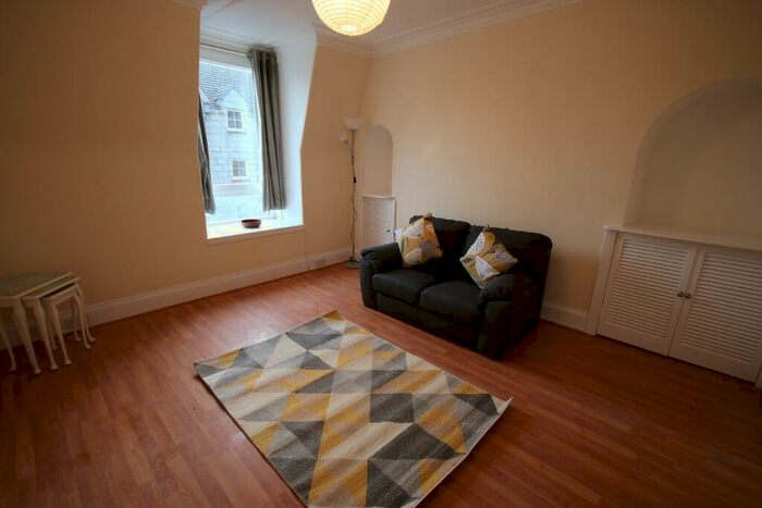 1 Bedroom Flat To Rent In Whitehall Place, Rosemount, Aberdeen, AB25