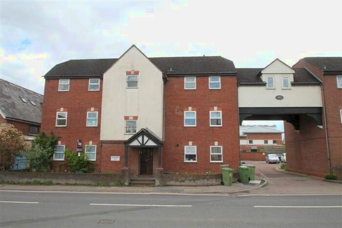 1 Bedroom Flat To Rent In Barton Road, Tewkesbury GL20