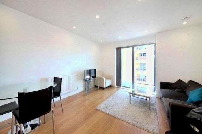 1 Bedroom Flat To Rent In Wilson Tower, Christian Street, London, E1