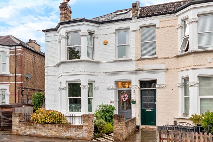 5 Bedroom End Of Terrace House For Sale In Dundonald Road, Wimbledon, SW19
