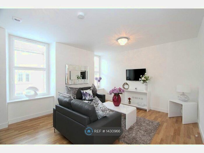 1 Bedroom Flat To Rent In Huntly Street, Aberdeen, AB10