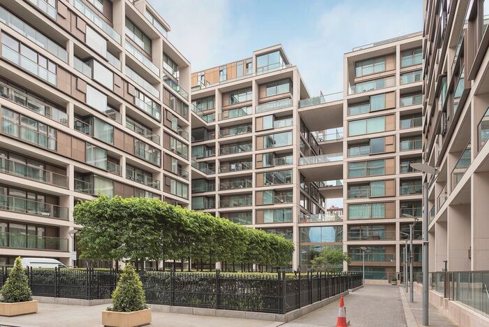 1 Bedroom Flat To Rent In Kensington High Street, London, W14