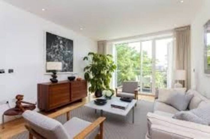 1 Bedroom Flat To Rent In Cubitt Building, Grosvenor Waterside, SW1