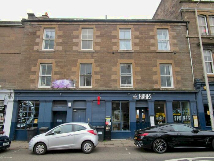 3 Bedroom Maisonette To Rent In / Perth Road, DD1