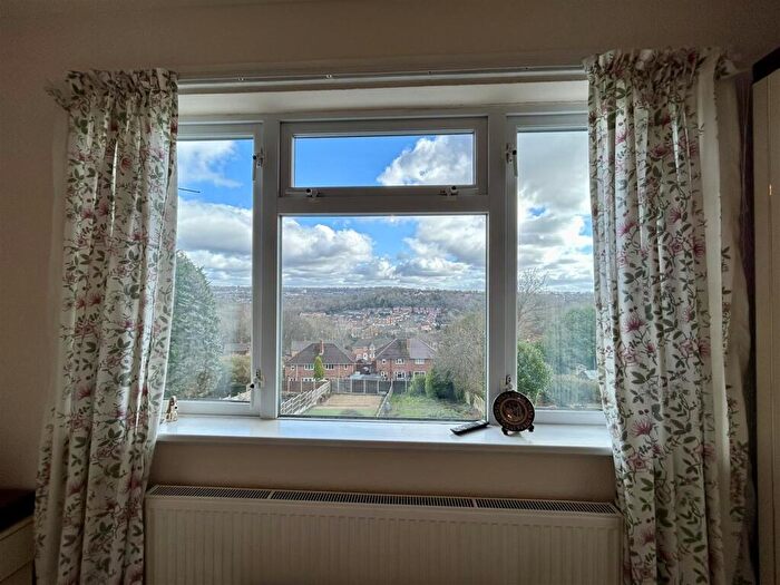 3 Bedroom Detached House For Sale In Banners Lane, Halesowen, B63