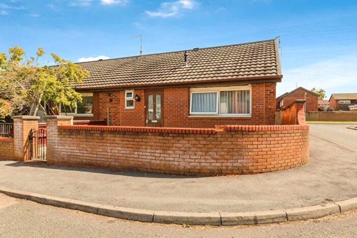 1 Bedroom Semi Detached Bungalow For Sale In Victoria Square, Winsford, CW7