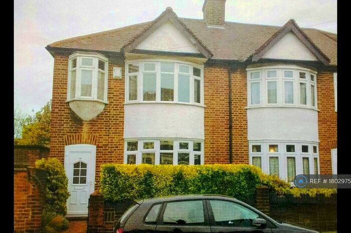 3 Bedroom Semi-Detached House To Rent In Upton Avenue, London, E7