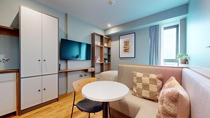 Studio To Rent In First Way, Wembley, HA9