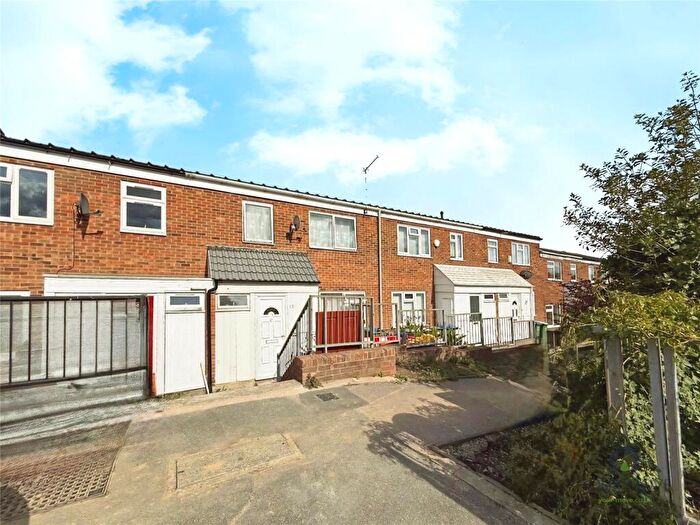 2 Bedroom Flat To Rent In Wadeville Close, Belvedere, DA17