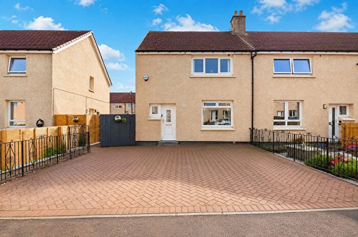 3 Bedroom End Of Terrace House For Sale In Kinnaird Avenue, Carronshore, Falkirk, FK2